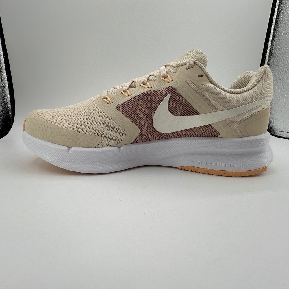 Nike Run Swift 3 Shoes Womens 10 White Sail Orange Chalk Sneakers DR2698 107 NEW - Picture 3 of 12